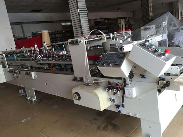 全自(zi)動膠(jiao)盒機(ji)銷售(shou)