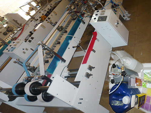 全自動(dong)膠盒機(ji)廠家